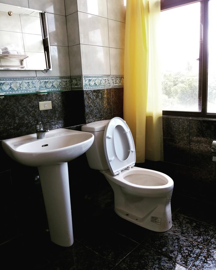 Pu Shi Homestay Jüli Kültér fotó